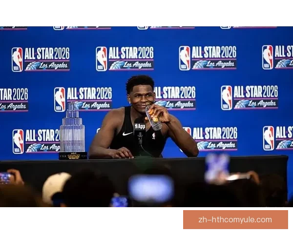 爱德华兹称队内氛围融洽再升级